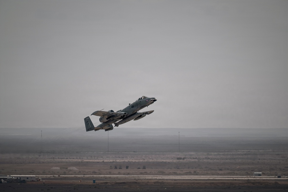 75th MGFE prepares aircraft for takeoff