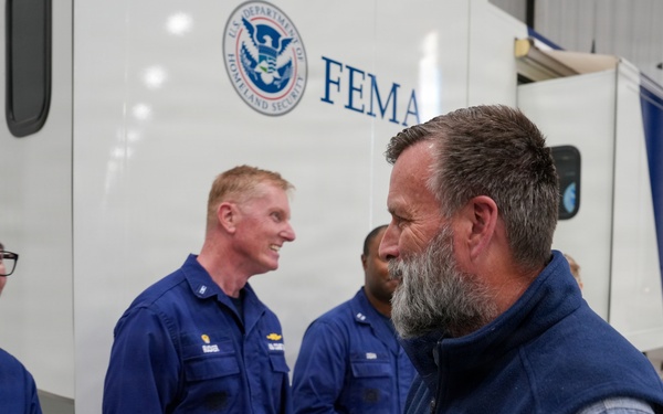 FEMA Associate Administrator meets emergency response staff in Mississippi