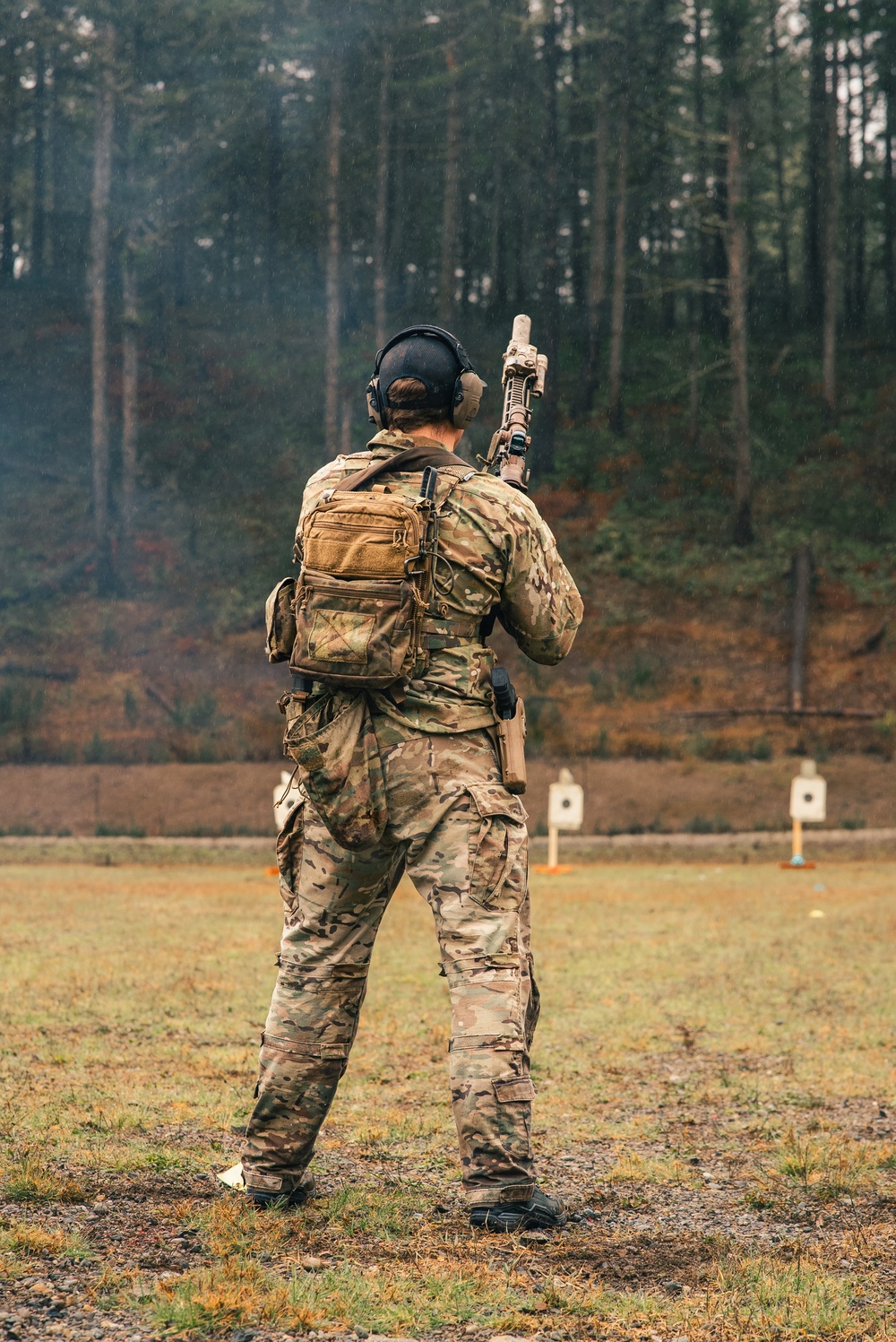 1SFG(A) Green Berets conduct combat marksmanship training