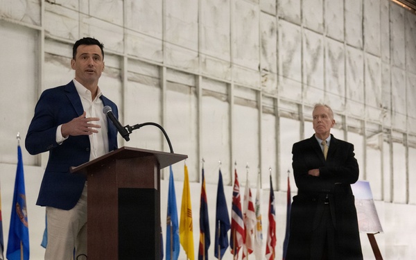 From dugout to hangar: Washington Nationals visit Andrews