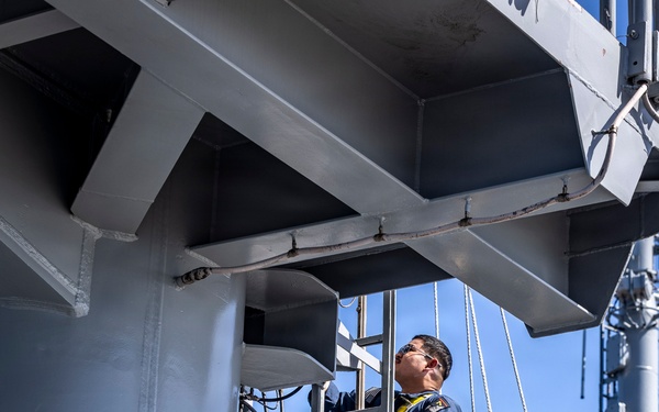 USS Iwo Jima Conducts Daily Operations