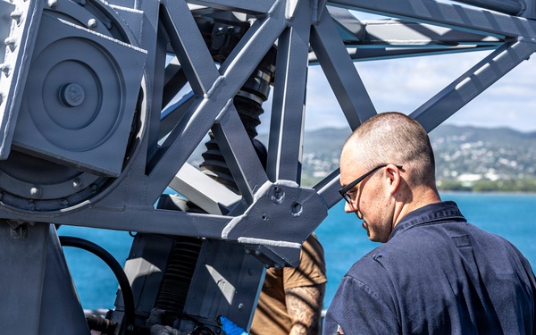 USS Iwo Jima Conducts Daily Operations