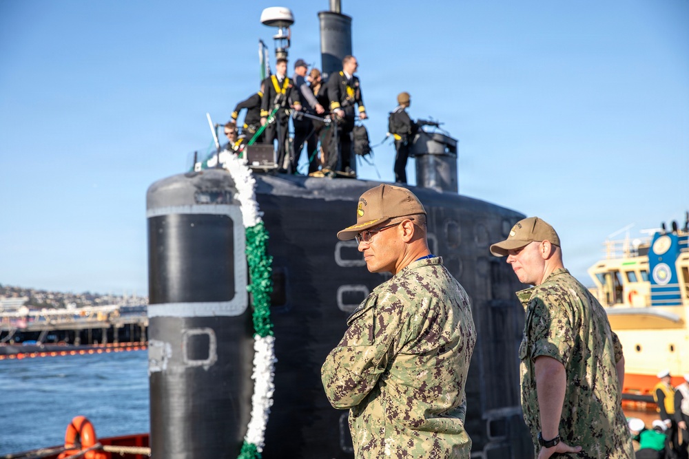 USS Greeneville Returns Home from Deployment