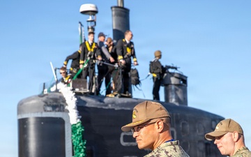 USS Greeneville Returns Home from Deployment