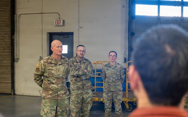 377 ABW Leadership speaks to 377 LRS members