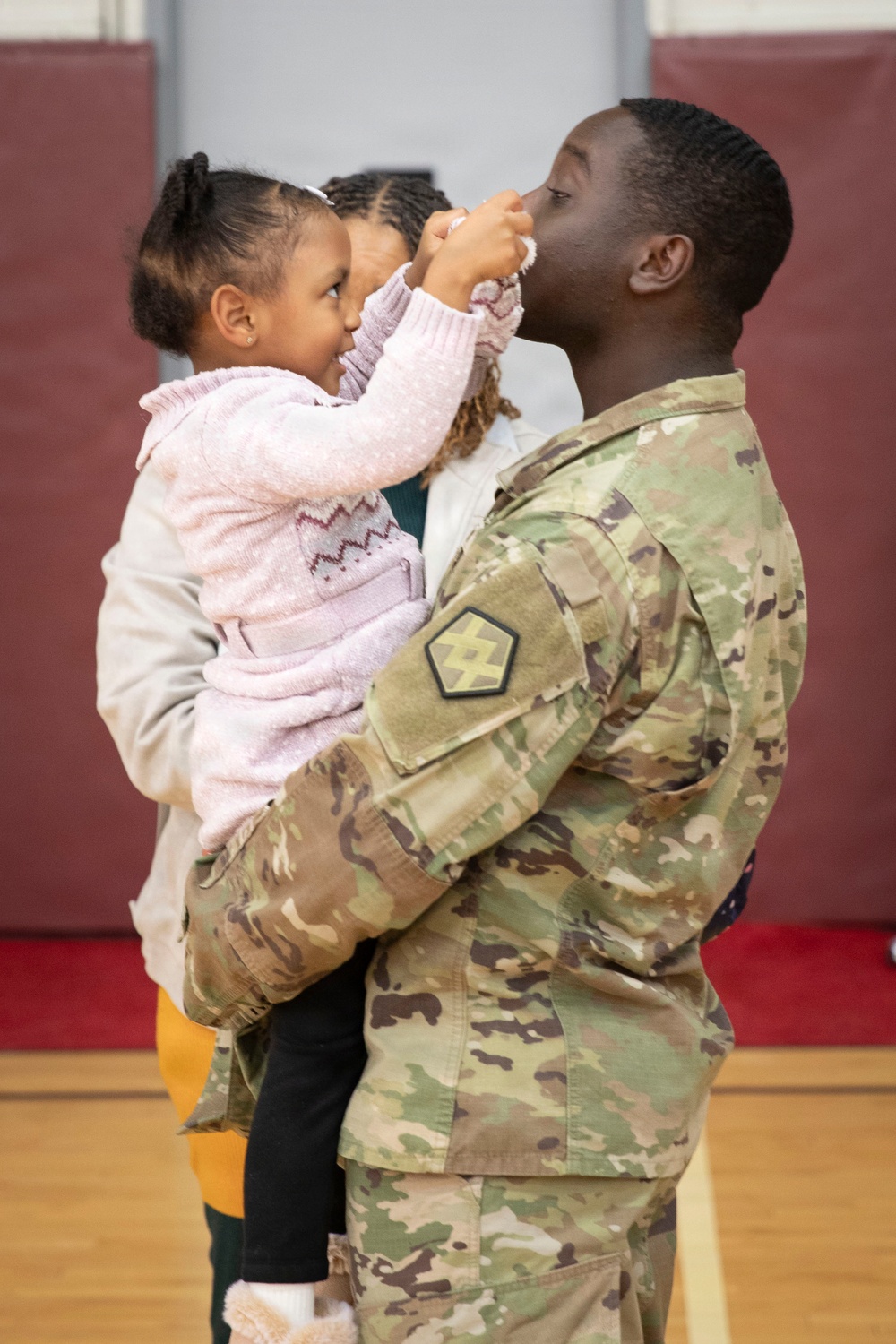 55th Sustainment Brigade &amp; 410th Signal Company conduct deployment ceremony