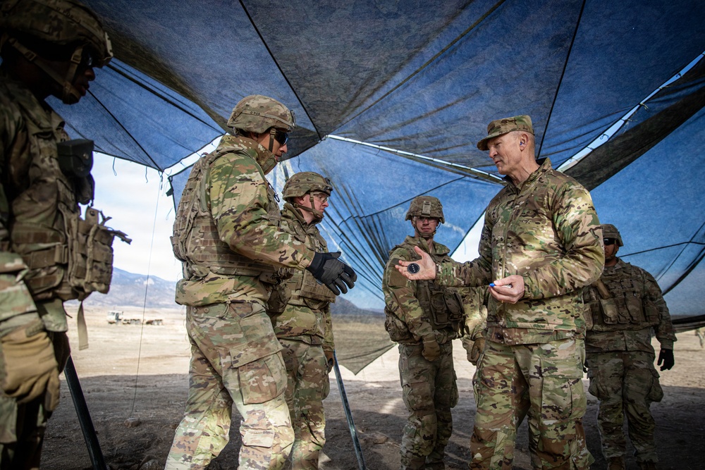 Ivy Sting 4 4th Infantry Division Artillery