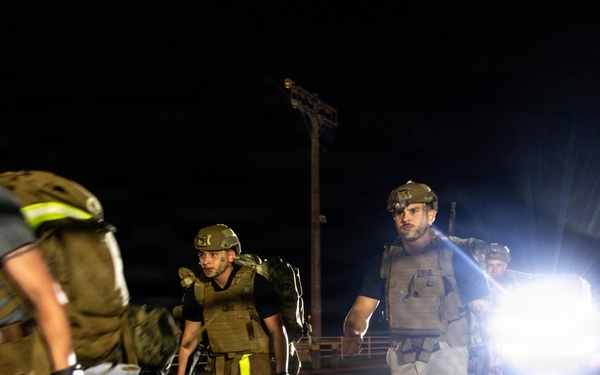 5th Air Naval Gunfire Liaison Company Marines participate in certification exercise