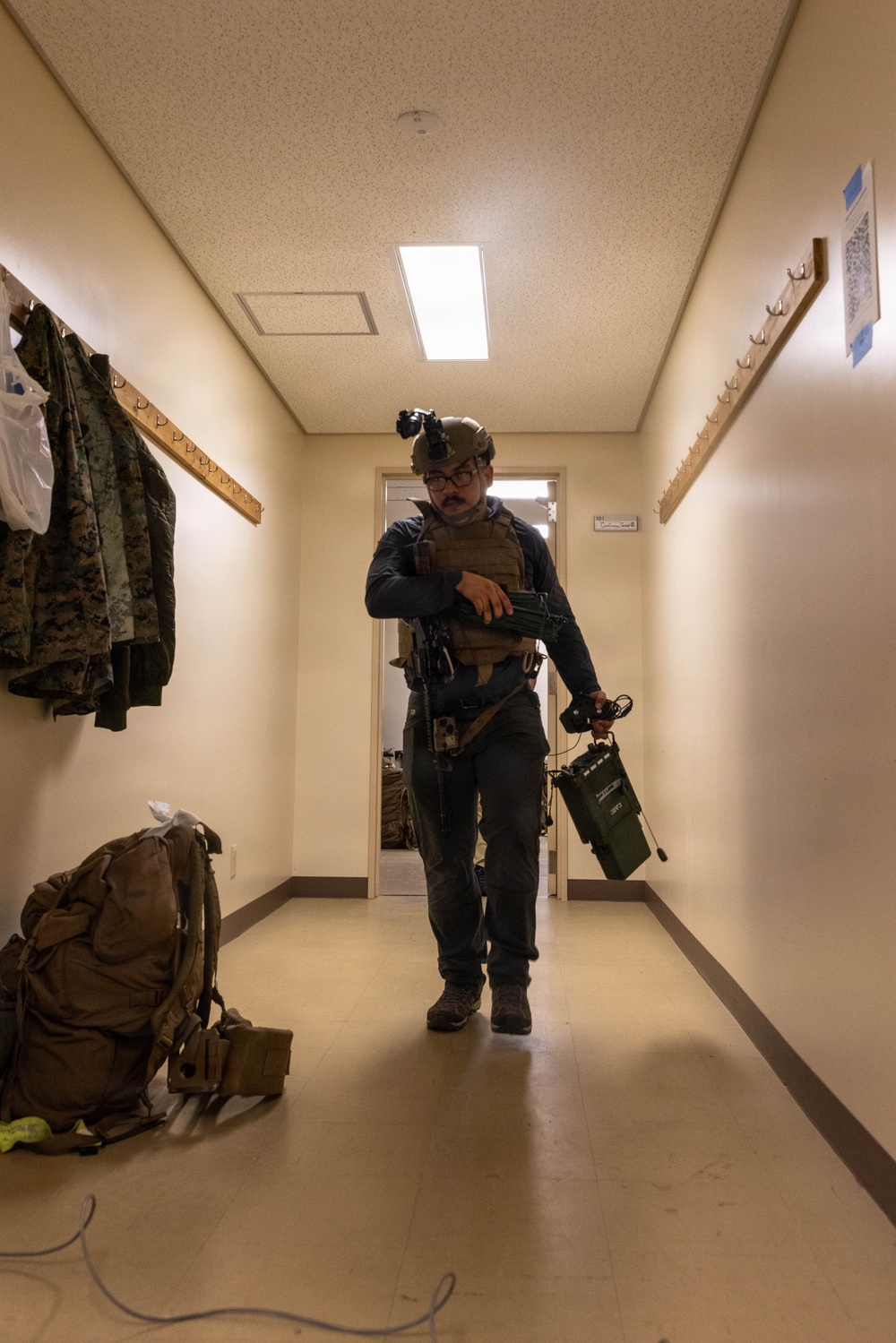 5th Air Naval Gunfire Liaison Company Marines participate in certification exercise