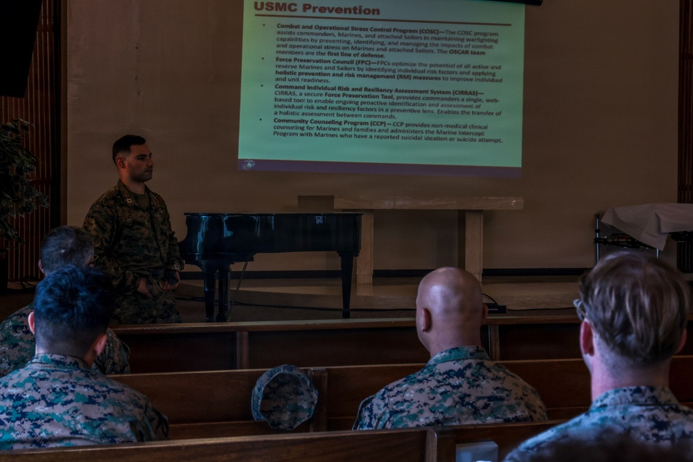 5th Air Naval Gunfire Liaison Company Marines conduct back in the saddle training