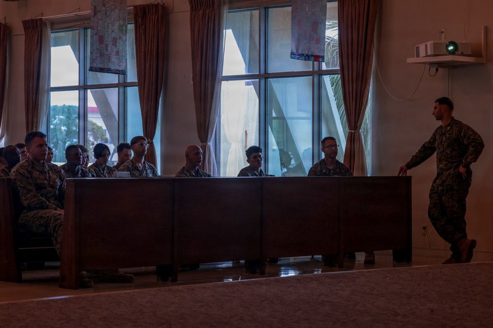 5th Air Naval Gunfire Liaison Company Marines conduct back in the saddle training