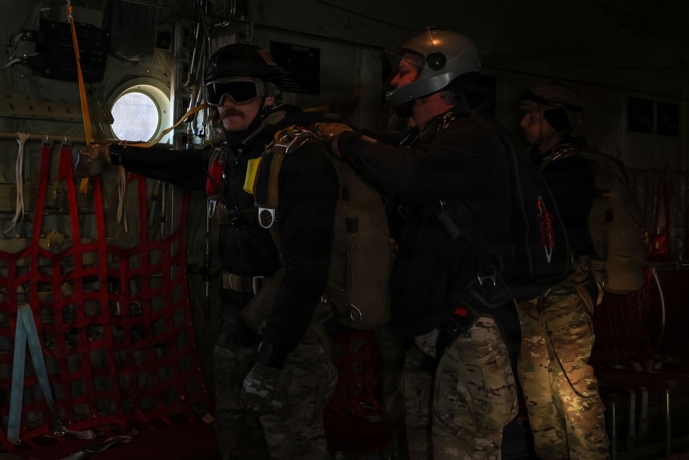 VMGR-153 trains in Texas