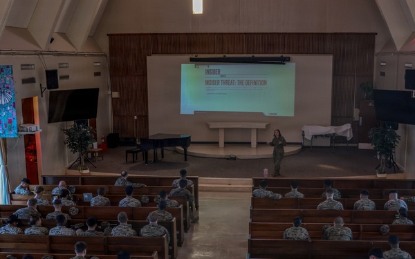 5th Air Naval Gunfire Liaison Company Marines conduct back in the saddle training