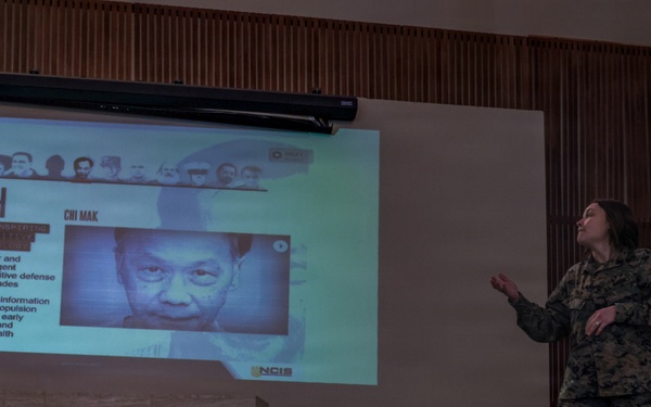 5th Air Naval Gunfire Liaison Company Marines conduct back in the saddle training