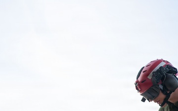 HMH-465 conducts DFT flight