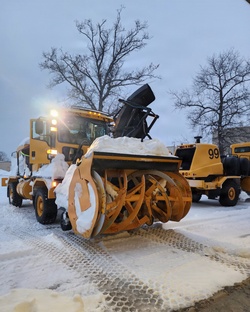 The 104th Fighter Wing guarantees ﬂight line response at a moment’s notice