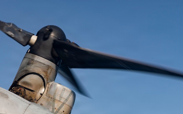 11th MEU Marines, Sailors Conduct Flight Operations Aboard USS Boxer