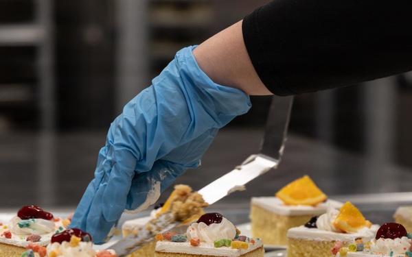 III Marine Expeditionary Force Support Battalion food service specialists compete in Maj. Gen. William Pendleton Thompson Hill competition