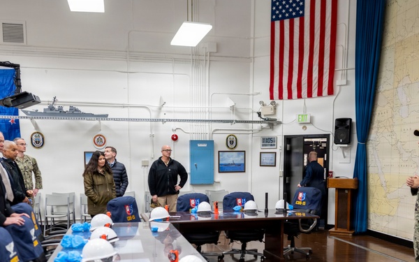 Deputy Secretary of State for Management and Resources, Michael J. Rigas tours DESRON 15 command caves
