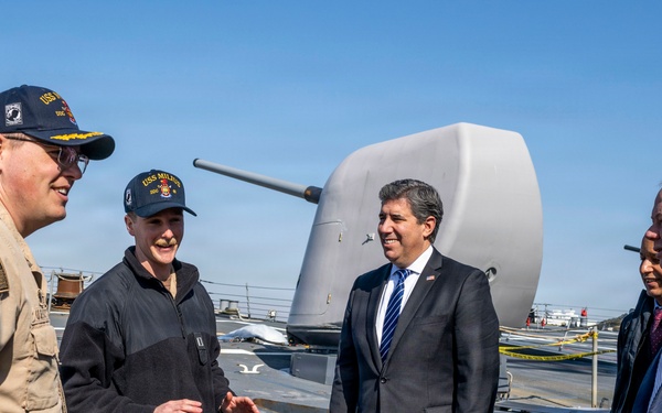 Deputy Secretary of State for Management and Resources, Michael J. Rigas tours USS Milius