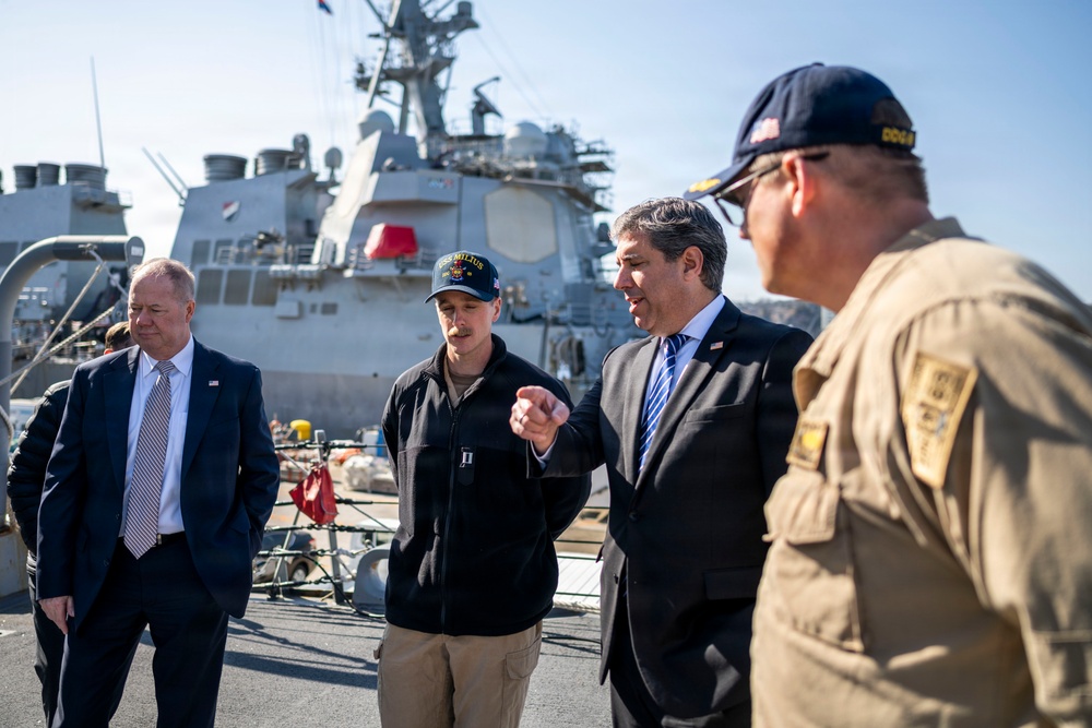 Deputy Secretary of State for Management and Resources, Michael J. Rigas tours USS Milius
