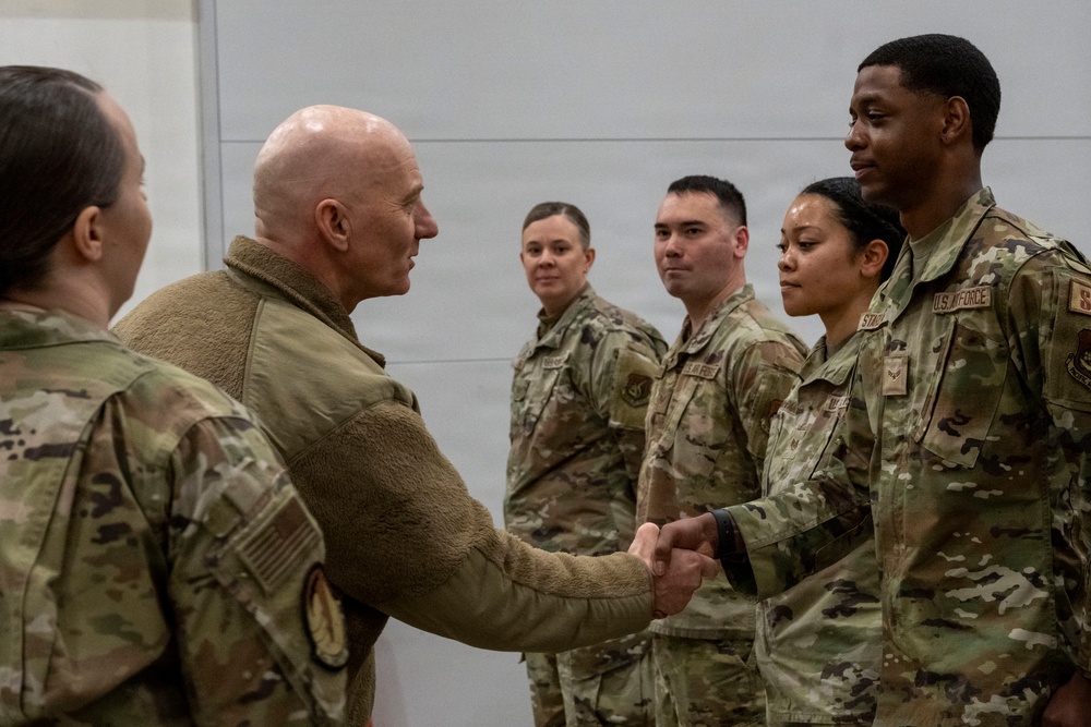 Maj. Gen. Donald Carpenter visits 35th FW ahead of F-35 Lightning II integration