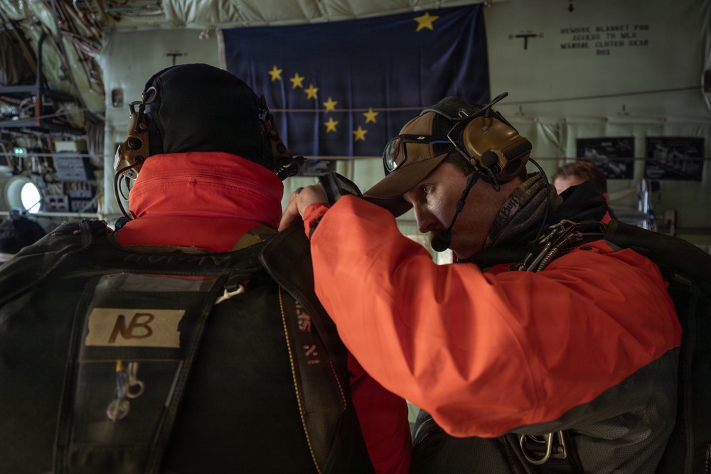 176th Wing Rescue Triad hones skills over Alaska