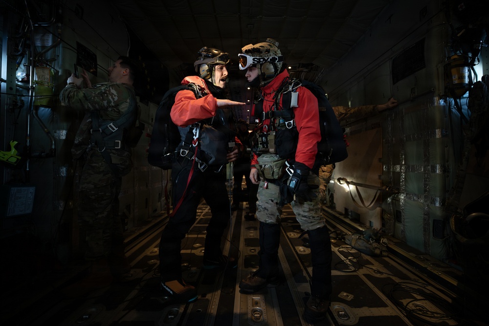 176th Wing Rescue Triad hones skills over Alaska