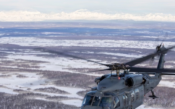 176th Wing Rescue Triad hones skills over Alaska