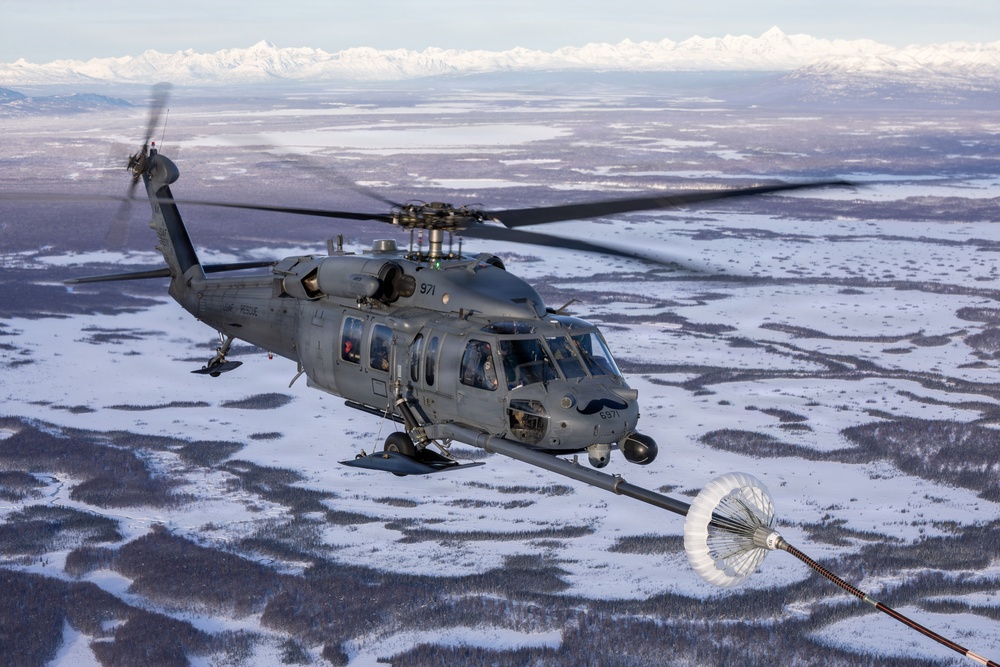 176th Wing Rescue Triad hones skills over Alaska&amp;#xD;