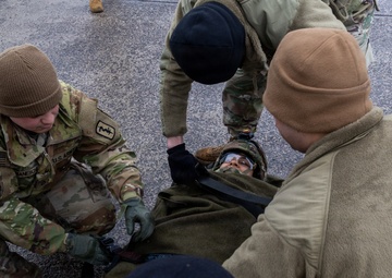 512th Field Hospital tests casualty movement and deployment readiness during field training exercise
