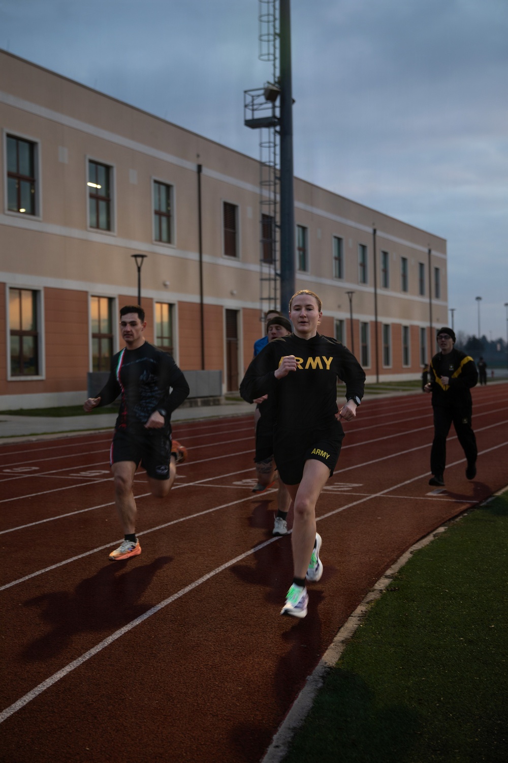 SETAF-AF troops compete for German military distinction