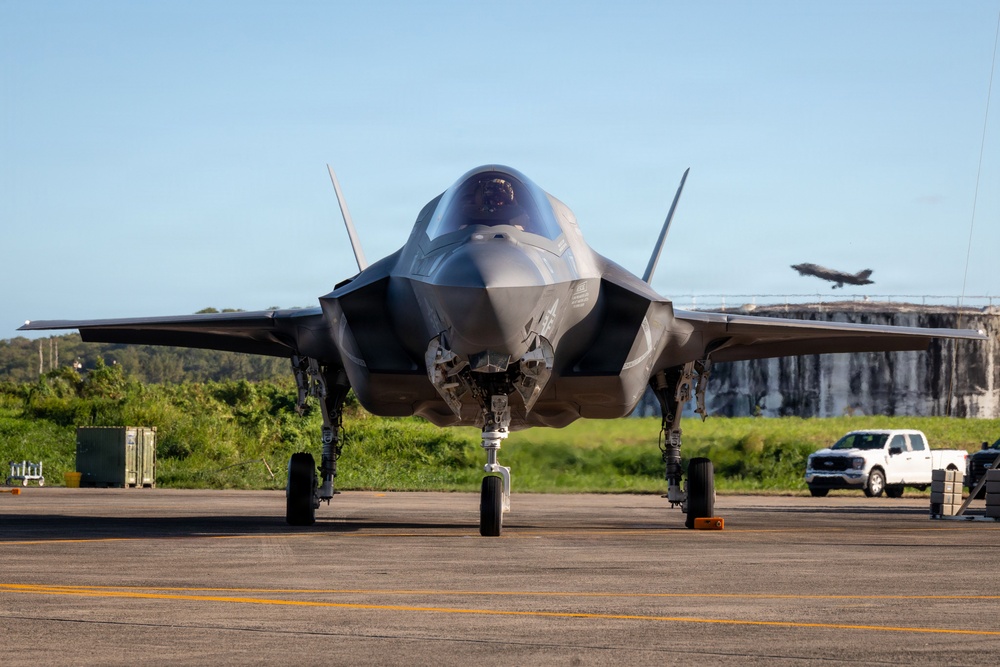 VMFA-225 conducts flight operations in Puerto Rico