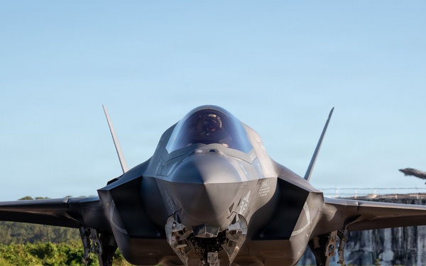 VMFA-225 conducts flight operations in Puerto Rico