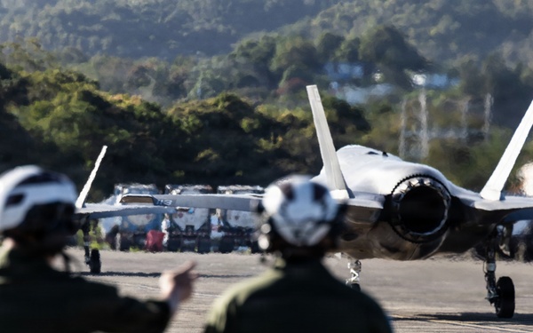 VMFA-225 conducts flight operations in Puerto Rico