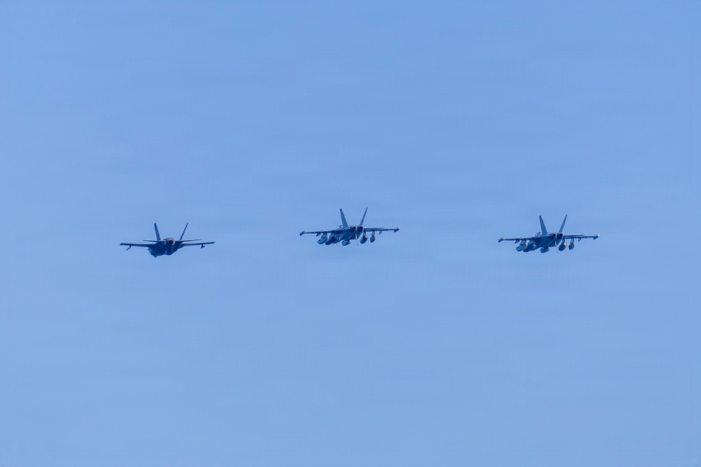 Abraham Lincoln Conducts Flight Formations