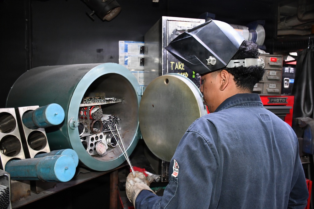 Talking Shop: Multiple Shops Make a Team to Assist with the USS Dwight D. Eisenhower (CVN 69) Maintenance Period to Keep on Schedule