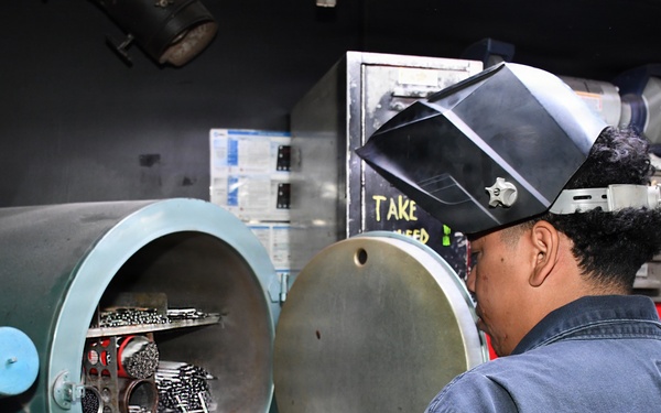 Talking Shop: Multiple Shops Make a Team to Assist with the USS Dwight D. Eisenhower (CVN 69) Maintenance Period to Keep on Schedule