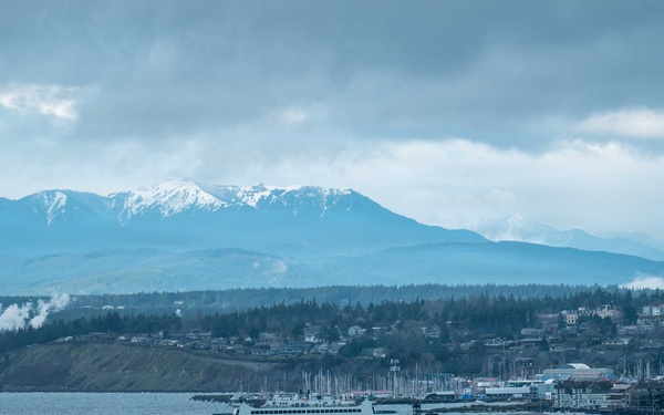 USS Theodore Roosevelt Indian Island Arrival