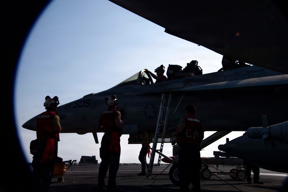 Abraham Lincoln conducts routine aircraft maintenance