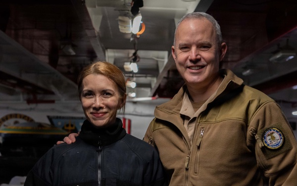 USS John C. Stennis (CVN 74) presents Warfighter of the Week