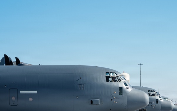 7th CES overcomes Winter Storm Fern during Dark Ascent exercise