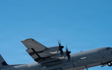 7th CES overcomes Winter Storm Fern during Dark Ascent exercise