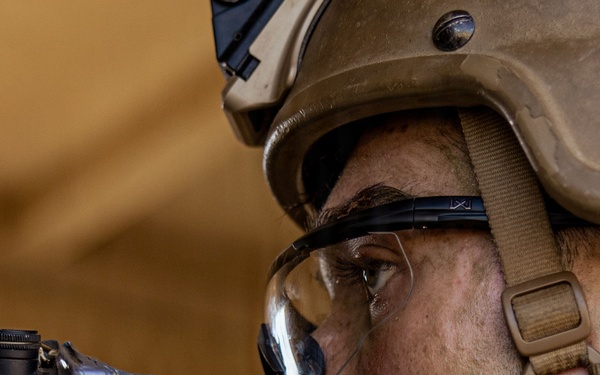 1st Intelligence Battalion conducts MOUT training