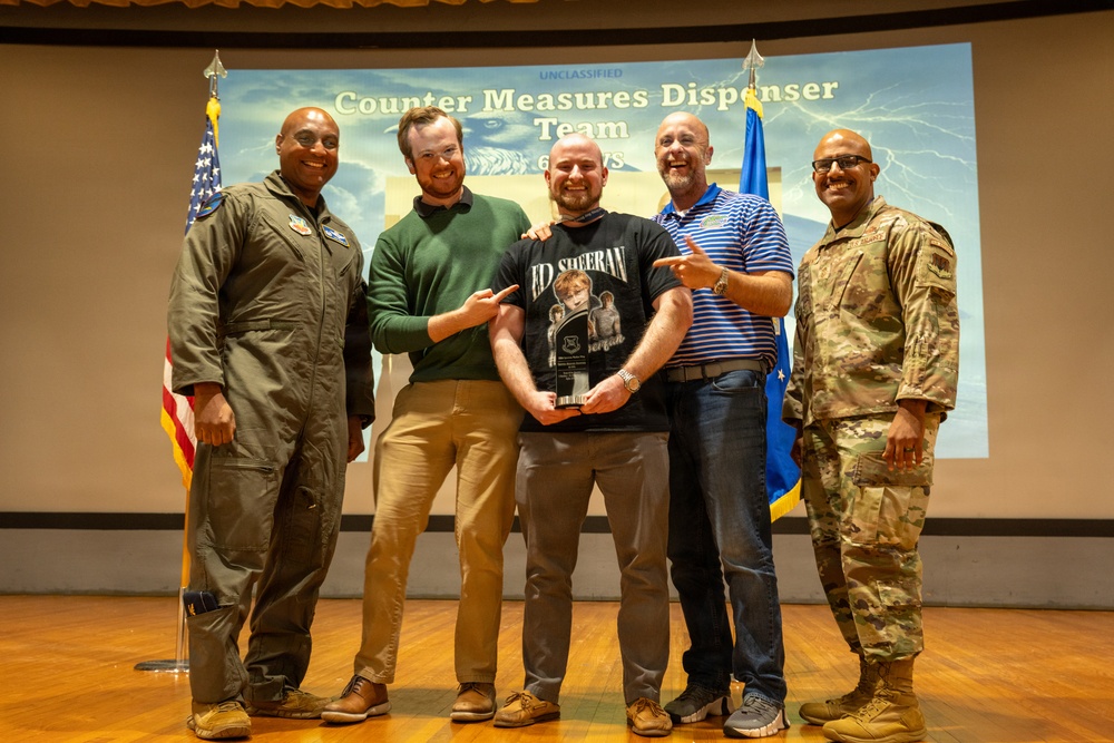 350 SWW 4th Quarter Award Ceremony