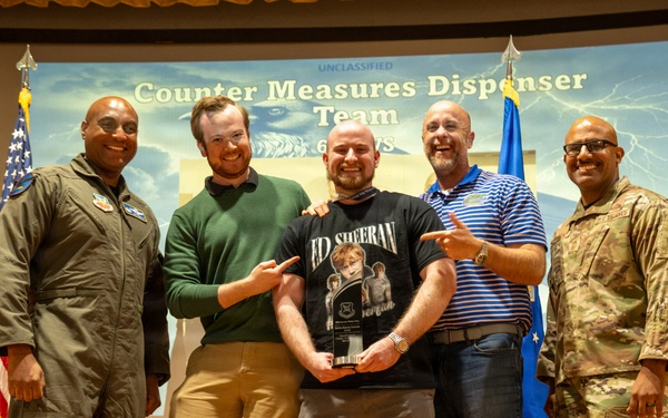 350 SWW 4th Quarter Award Ceremony