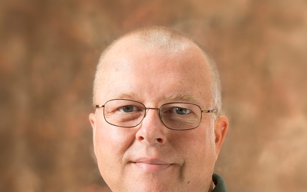 USARIEM’s Dennis Sarazin retires after more than three decades of invaluable impact