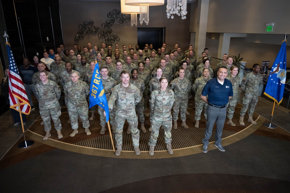 352d Recruiting Squadron