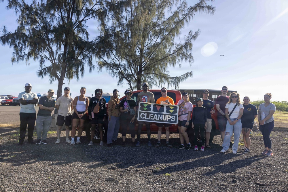 CNRH Volunteers with 808 Cleanups for Laulima Navy