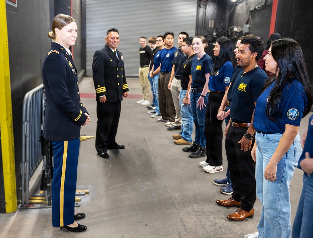 Future Servicemembers Swear in at San Diego Seals Lacrosse Game